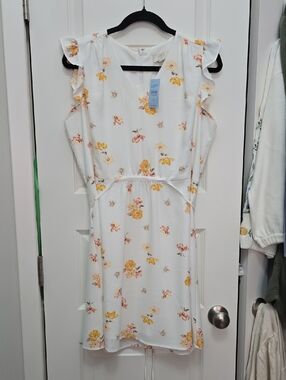 LOFT White Floral Tie-Waist Flutter Sleeve Dress